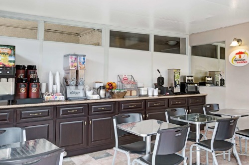 Super 8 Los Angeles Culver City Area ontbijt